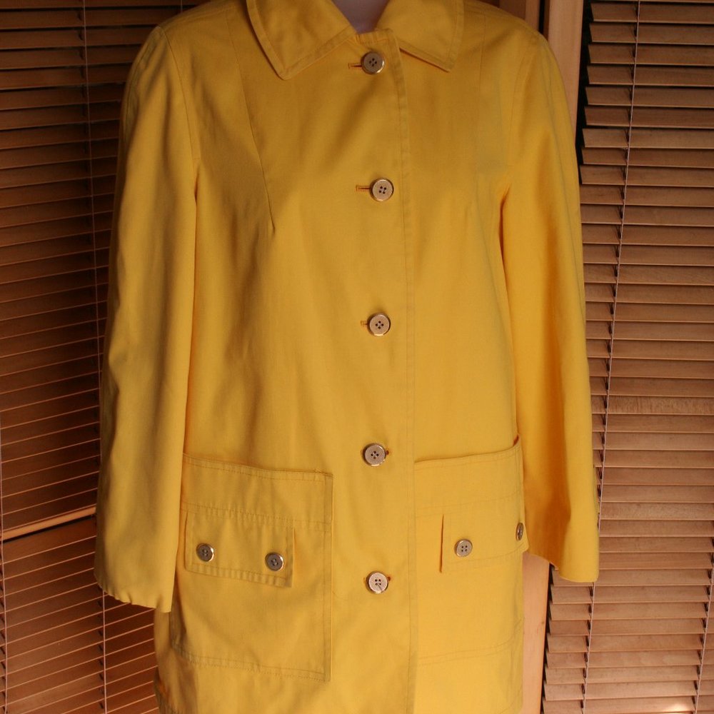 Wear In Good Health Yellow Jacket w/Two Patch Pockets Size 6 reg.